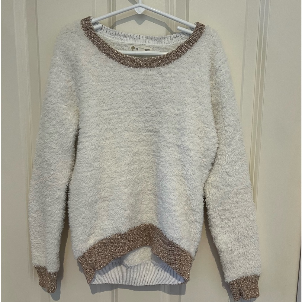 Tucker Tate girl sweater